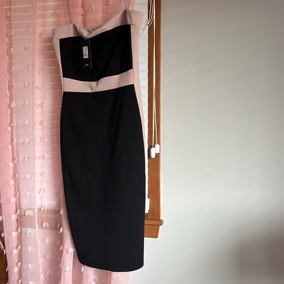 Fashion nova dress - Picture 3 of 3